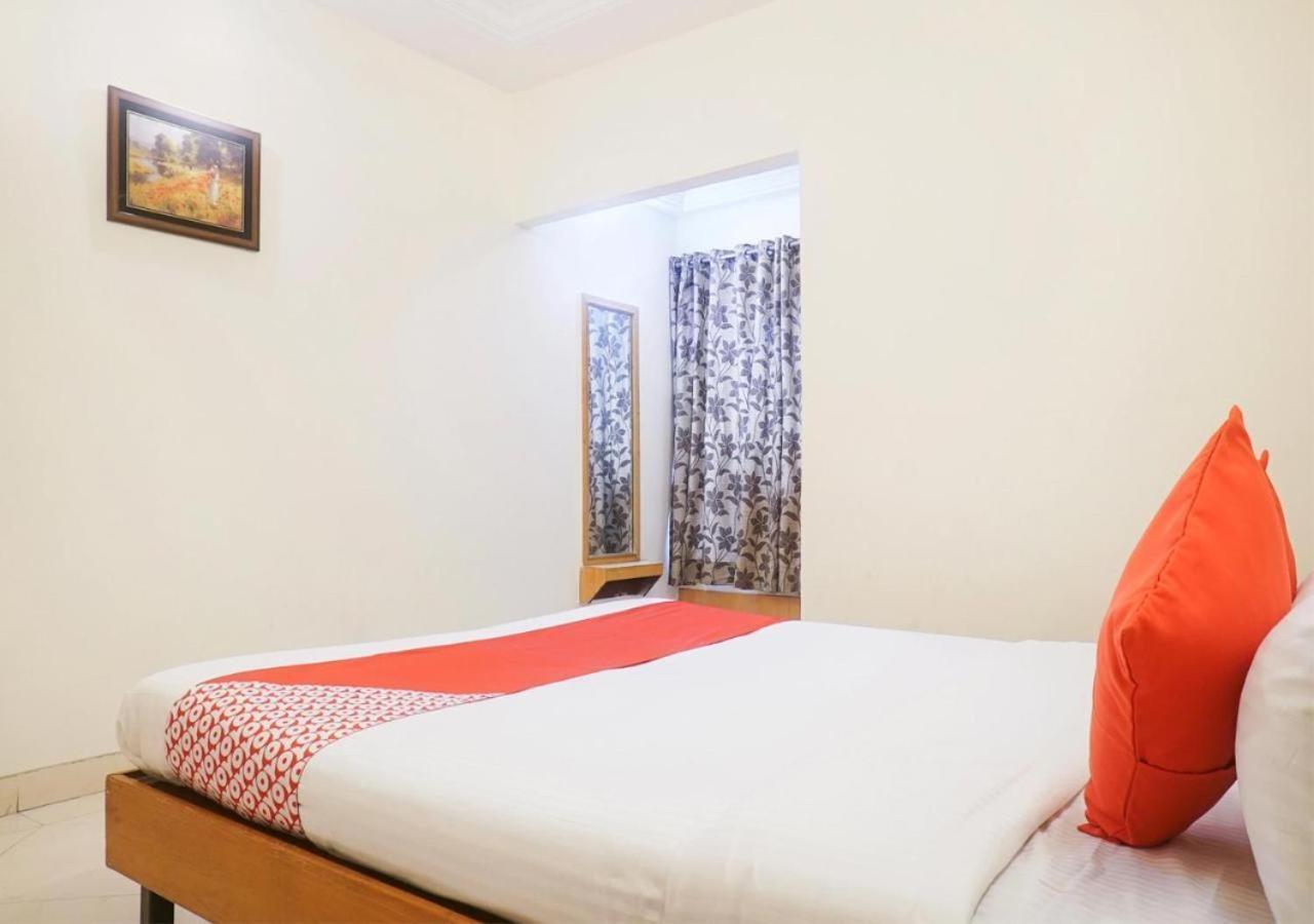 Hotel Kalasai Shirdi Esterno foto