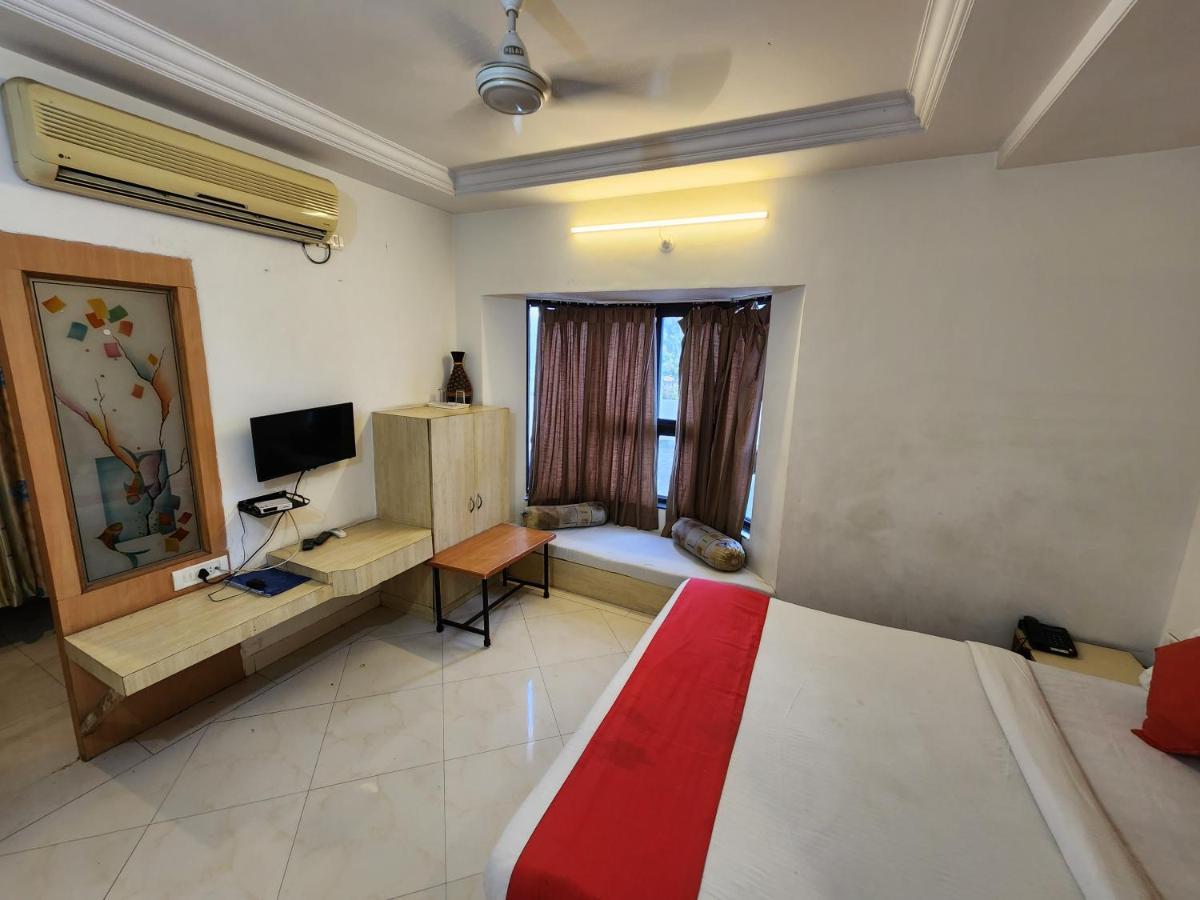 Hotel Kalasai Shirdi Esterno foto