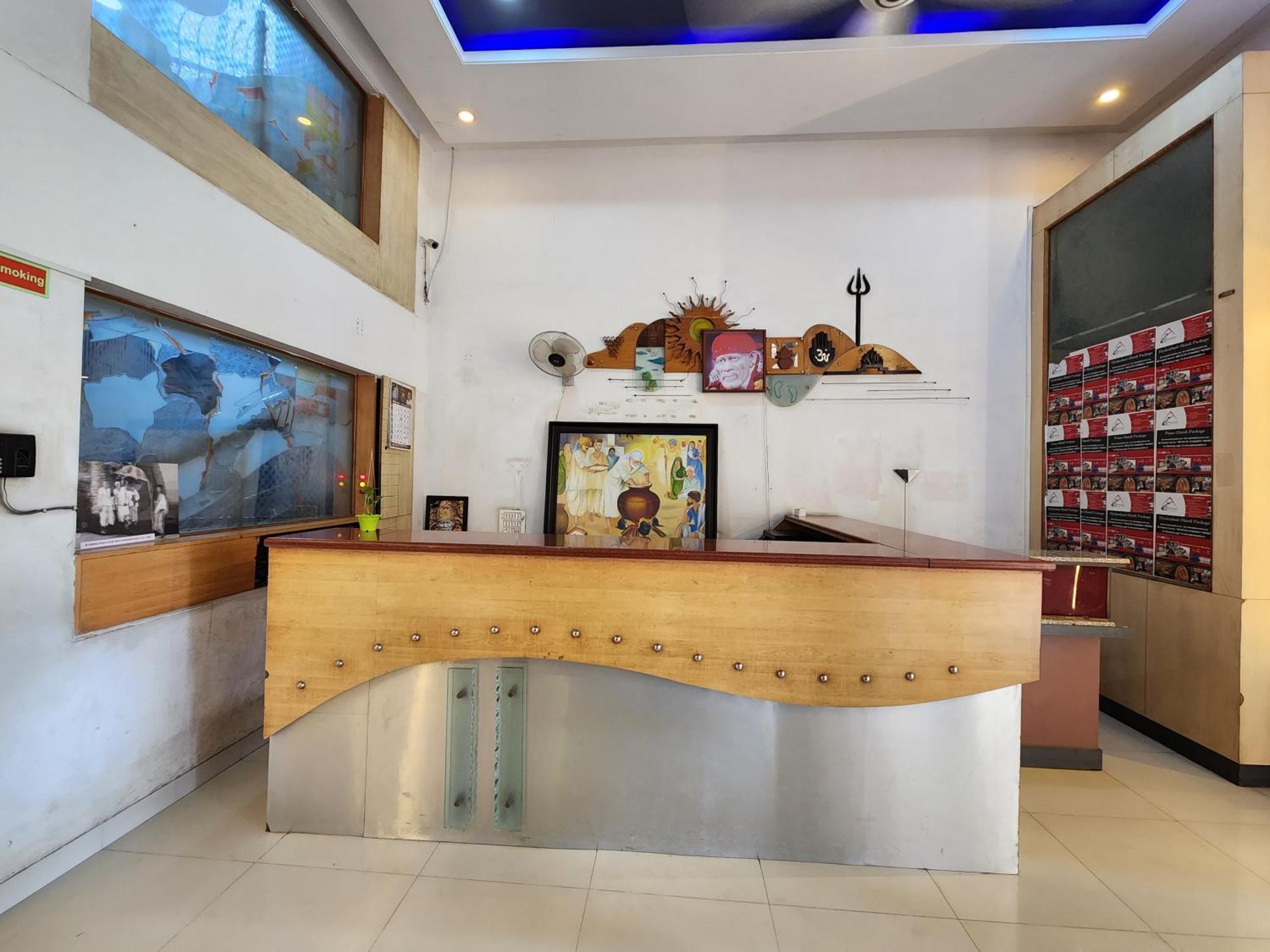 Hotel Kalasai Shirdi Esterno foto